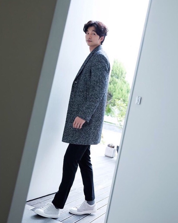 「身高比例超好」韓劇男星!《Moving異能》趙寅成是長腿歐巴始祖,他僅174比例卻極好