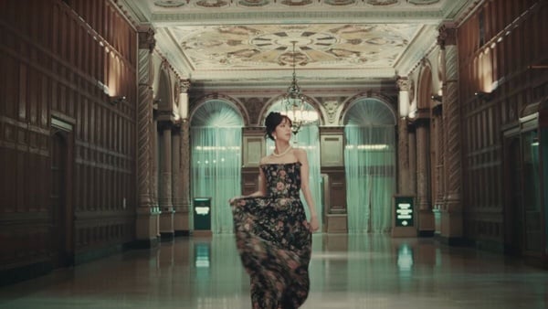 JISOO FLOWER