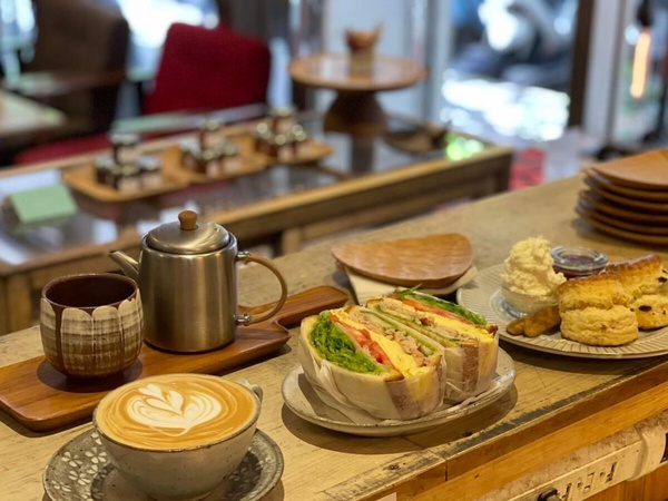 台北Bruch咖啡廳推薦10:勺子咖啡店 spoon goods & cafe