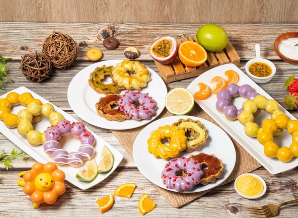 手搖變甜甜圈!Mister Donut「綠茶芙樂奇」登場推7款手搖甜甜圈,LINE FRIENDS也現身