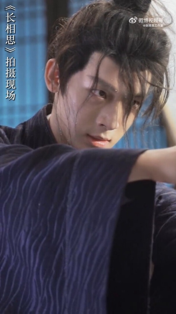 9位導演「讚不絕口」陸劇演員!肖戰悟性高&成毅用心,《長相思》檀健次是相柳唯一人選