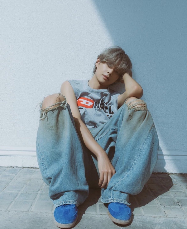 BTS V