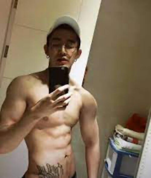 近期爆火男星的青澀舊照!鄧為、成毅風格差異大,陳哲遠、曾舜晞從小顏值就高!
