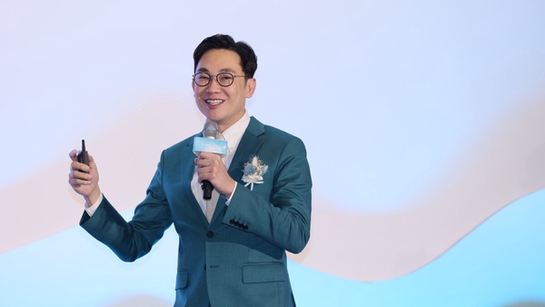極端氣候熱爆!醫美專家齊推「鎖水保濕新策略」玻尿酸+甘油超水潤,夏日運動也不怕!