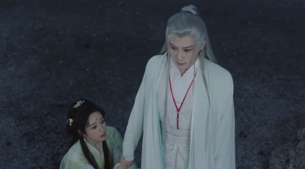 《長相思》與原著不同的感情線爭議！「夭柳黨」被改了這些，網友為站Cp吵翻天！