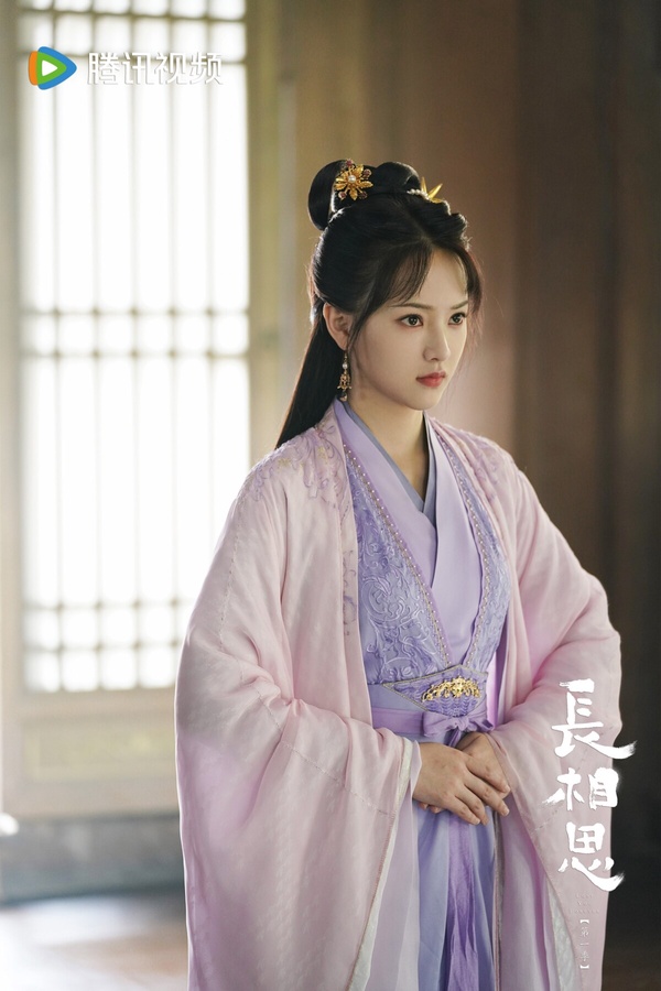 7位《長相思》搶眼女配!阿念觀眾緣好,靜夜人設討喜,女版相柳戲份少但驚艷!
