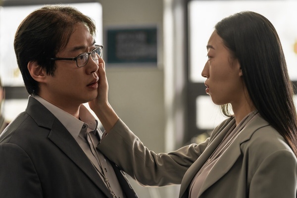 8月「Netflix全球韓劇積分榜」TOP8!《摸心第六感》第4,《假面女郎》第2,冠軍真的狂