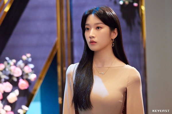 2023「驚喜合體」韓劇劇組!孔劉&李棟旭合拍廣告夢回《鬼怪》,《機醫》五人幫也合體