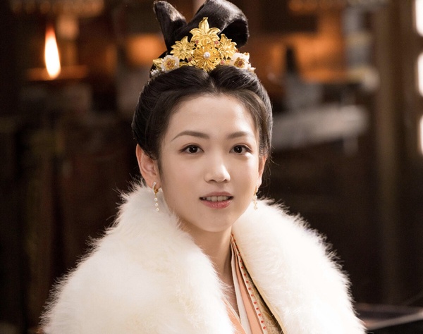 2023古裝劇9位「古裝獲高度好評」95花!《雲之羽》虞書欣被豔壓?周也真美翻,她最可惜