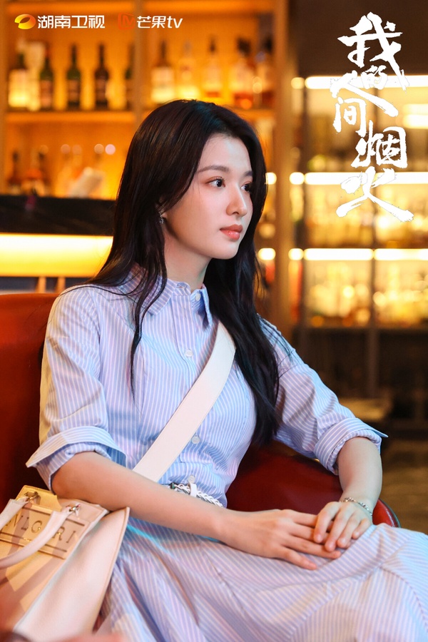 抖音「暑期人氣最高」陸劇女主TOP10!迪麗熱巴沒入榜,趙露思第3王楚然第2,冠軍贏翻了