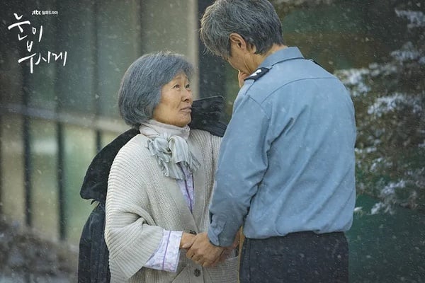 網評8部「人生必看韓劇」!《信號》經典難超越,趙寅成不僅《Moving異能》這部也很神