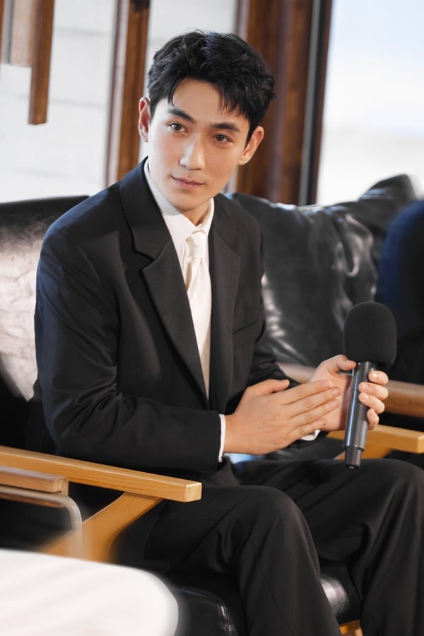 網評「小說走出來的高層菁英男主」陸劇男星TOP10!許凱第6,王鶴棣第4,冠軍確實迷人