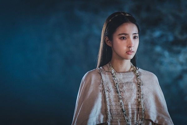網議「九月最期待韓劇」TOP9!《走進你的時間》僅第4,《惡中之惡》第2,冠軍不意外