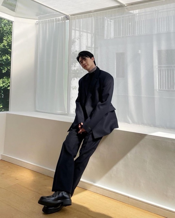 「身高超過185公分」韓劇男星！ 《Moving異能》趙寅成是長腿歐巴始祖，路雲身高太驚人