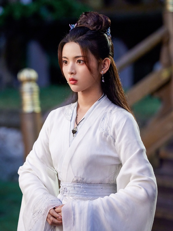9位陸劇女星2023超低分雷劇!王楚然3.2分,田曦薇3.8分,趙露思4分,熱巴5.8分算高了