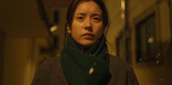 《Moving異能》劇情7個隱藏秘密！異能者天生體能好，美賢眼鏡藏巧思，她這時最想斗植