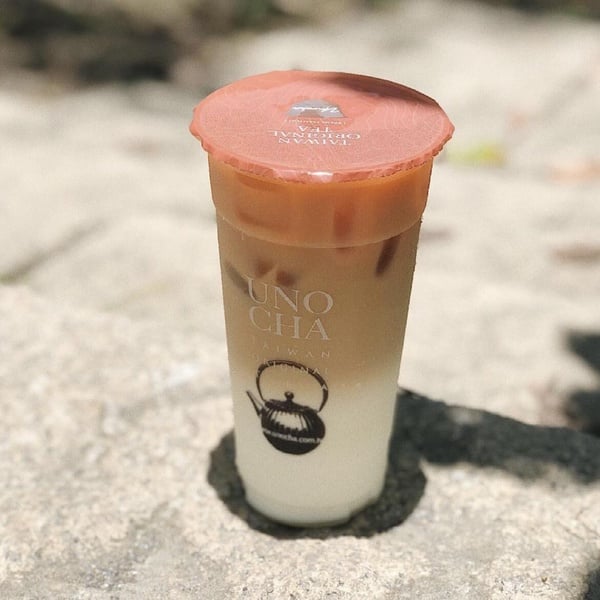 烏弄喝什麼?網推「烏弄」必喝Top10!杏仁凍冬片仔、桑莓鮮奶高人氣,這杯贏過星冰樂