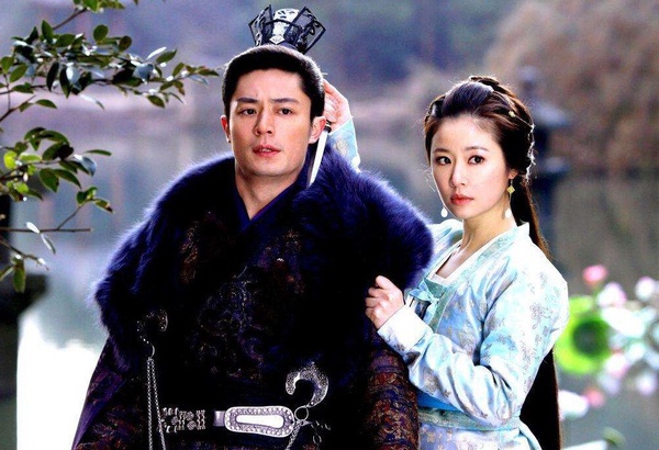 網評9部「你心中帥哥最多的陸劇」!《旋風少女》楊洋+白敬亭+吳磊不狂,這部藏9位大帥哥
