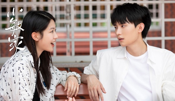 新生代男星高分冷門陸劇！侯明昊《異人之下》豆瓣8.2分，張晚意《喬家的兒女》獲讚