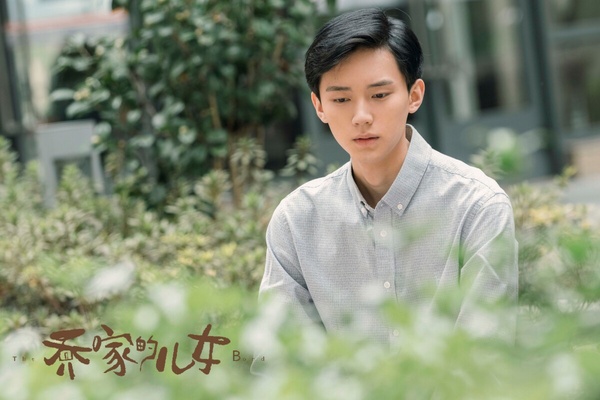 新生代男星高分冷門陸劇！侯明昊《異人之下》豆瓣8.2分，張晚意《喬家的兒女》獲讚