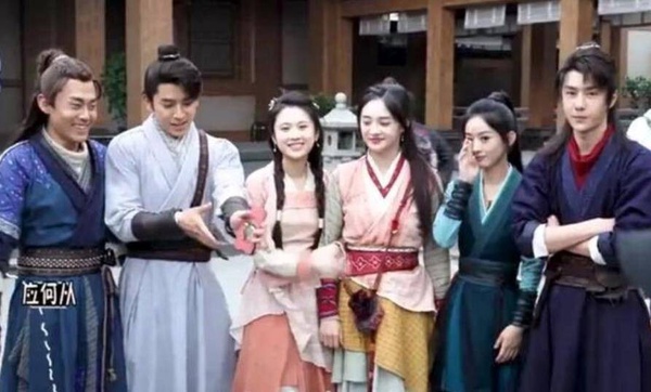 陸劇8位「人間腰精」女星!陳都靈腰細上熱搜,李沁腰比黃景瑜大腿細,趙麗穎腰太驚人