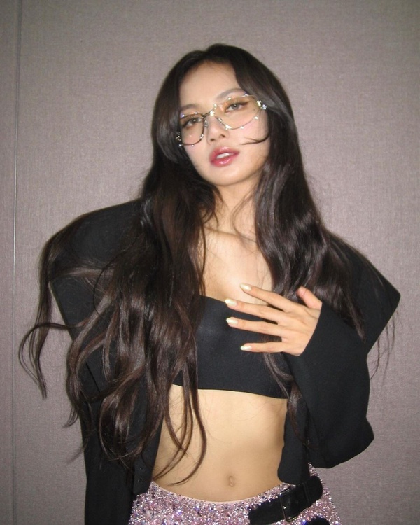 獲得最多金氏世界紀錄的韓國藝人Top5，Lisa斷層第一，他出道22年勇奪五項！
