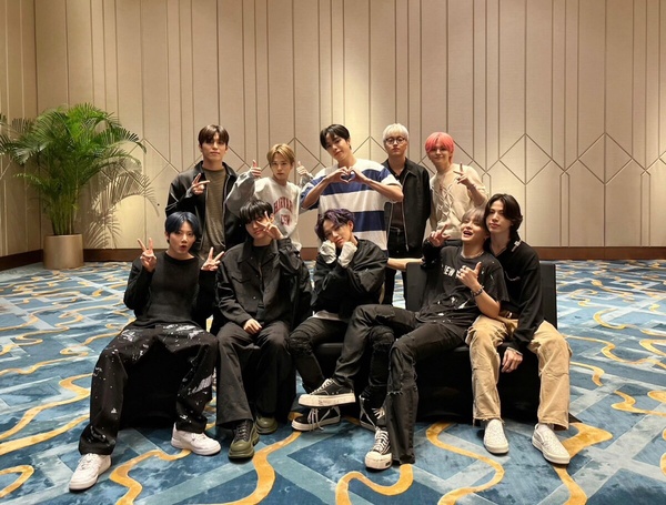 2023年KPOP組合專輯總銷量TOP9,前三斷層百萬,第一成Kpop史上最暢銷專輯!