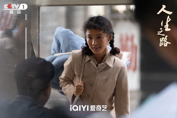 90花2023路劇收視排行TOP8!迪麗熱巴第8輸李沁,譚松韻《向風而行》1.877%竟不是冠軍