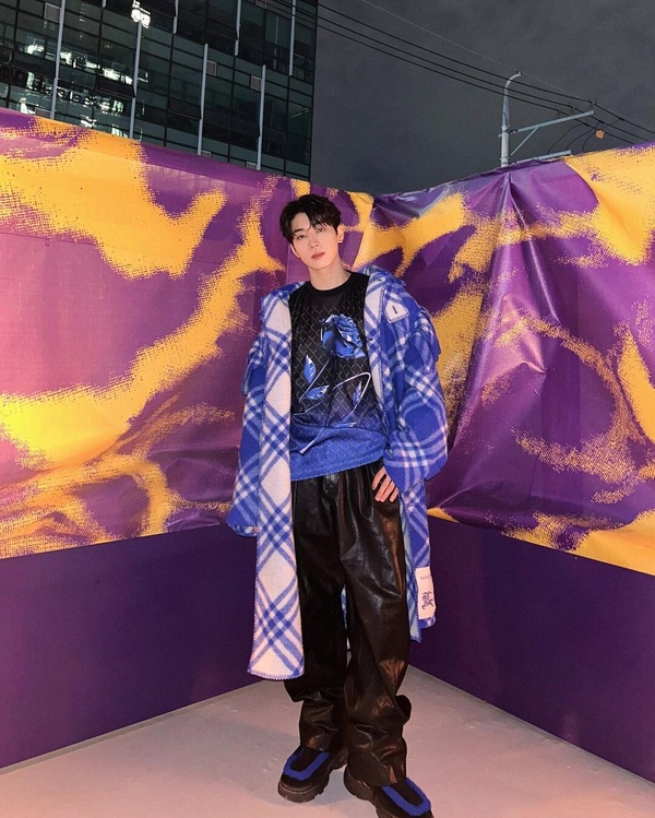 HYBE旗下藝人時尚資源盤點,防彈、NewJeans人手一個代言,這團又是全員LV品牌大使!