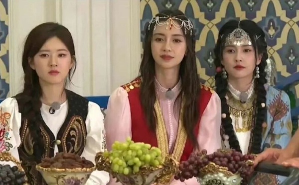 陸劇10組「難得一見」美人同框！迪麗熱巴&amp;amp;amp;amp;周也&amp;amp;amp;amp;秦嵐同框，楊紫同框景甜&amp;amp;amp;amp;古力娜扎沒輸