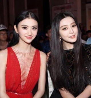 陸劇10組「難得一見」美人同框！迪麗熱巴&amp;amp;amp;amp;周也&amp;amp;amp;amp;秦嵐同框，楊紫同框景甜&amp;amp;amp;amp;古力娜扎沒輸