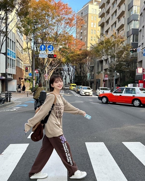 出國旅遊必備！「久走不累」又百搭的鞋款推薦