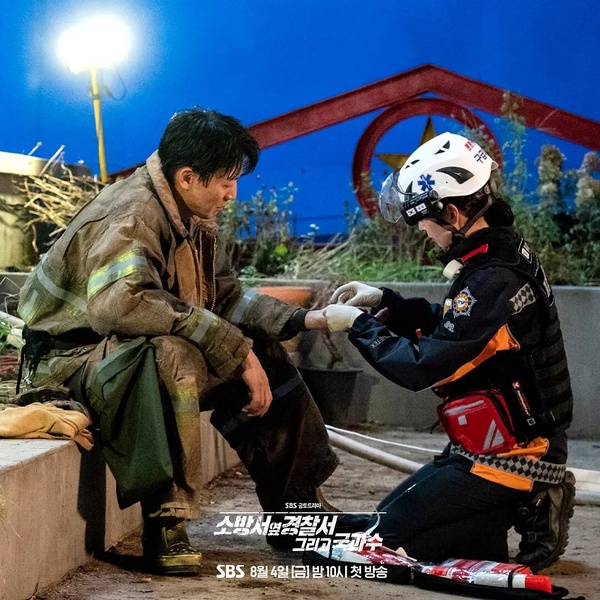 日網票選2023下半年「最值得一看韓劇」TOP10！《精神病也會迎來清晨》第2，冠軍好意外