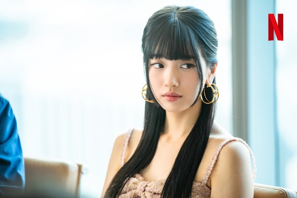 網評「超適合演明星」韓劇女星!《我的女神室友斗娜》秀智美到逆天