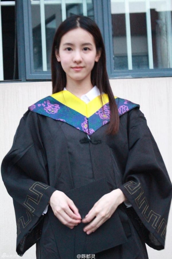 陸劇8位「現實中的校花女神」！《為有暗香來》周也是學霸校花，她打敗楊冪成北電校花