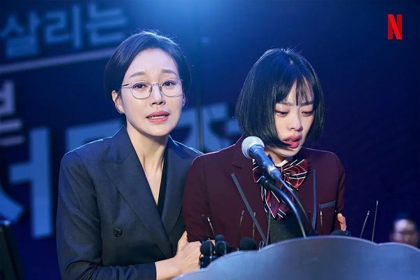 2023 Netflix原創韓劇「觀看次數」TOP10！《我的女神室友斗娜》空降第7，冠軍太狂了