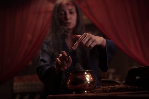 社群瘋傳真實降頭咒改編!印尼恐怖電影《屍禁》上映5大看點,票房嚇破8億刷新影史紀錄
