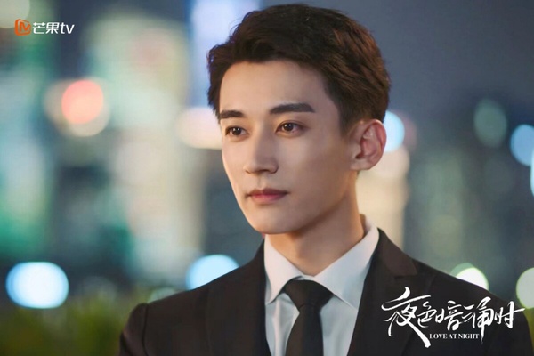 10位陸劇高顏值霸總!王鶴棣《以愛為營》眼鏡殺超禁慾,羅雲熙 、曾舜晞人設圈粉!