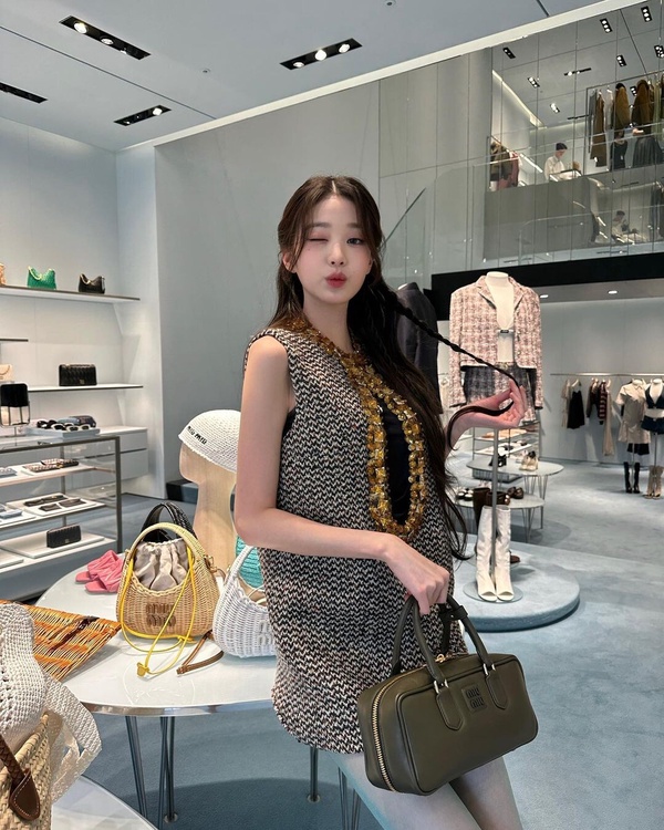 2023秋冬穿搭推薦!甜酷韓系女孩必備的7大秋冬單品