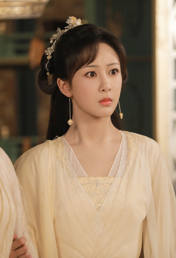 演過最多「古裝女主劇」陸劇90花TOP10!譚松韻3部，楊紫6部，迪麗熱巴7部，白鹿足足9部