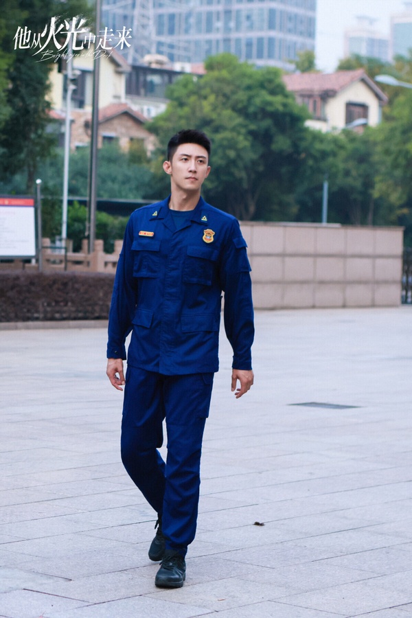 十月陸劇演員微博指數TOP10!田曦薇第8,龔俊第6,周也第5,冠軍討論量衝破8200萬超狂