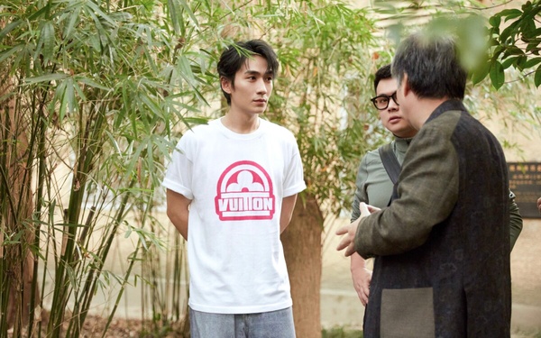 十月陸劇演員微博指數TOP10!田曦薇第8,龔俊第6,周也第5,冠軍討論量衝破8200萬超狂