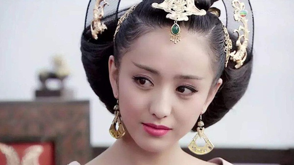 古裝劇10女星演「絕色美人」!《寧安如夢》白鹿演人間絕色被嘲,迪麗熱巴古力娜扎卻合理