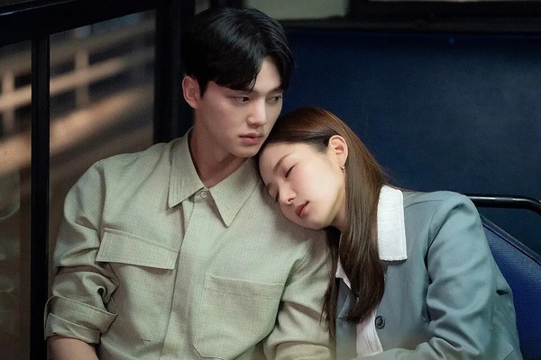 日票選「一看就停不下來」Netflix韓劇TOP10!《王之國》第9《鬼怪》第2,冠軍真的好看