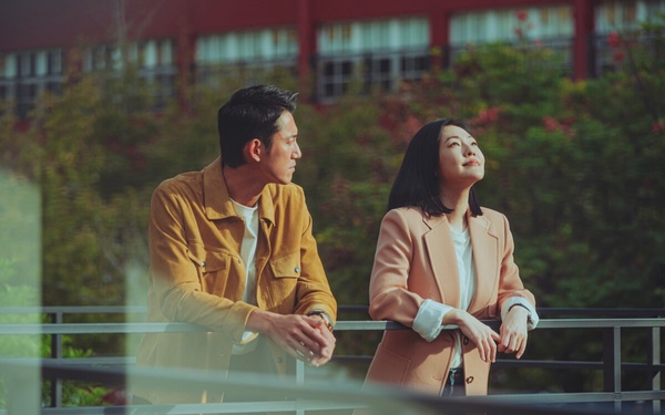 《此時此刻》10個幕後秘密!賈靜雯降價演出,小S吳慷仁床戲嚇壞林心如,這角色最討厭