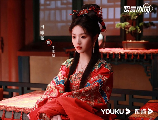 2023陸劇95花「角色抖音播放量」TOP10!趙露思7.4億,虞書欣8.6億,冠軍唯一破10億大關