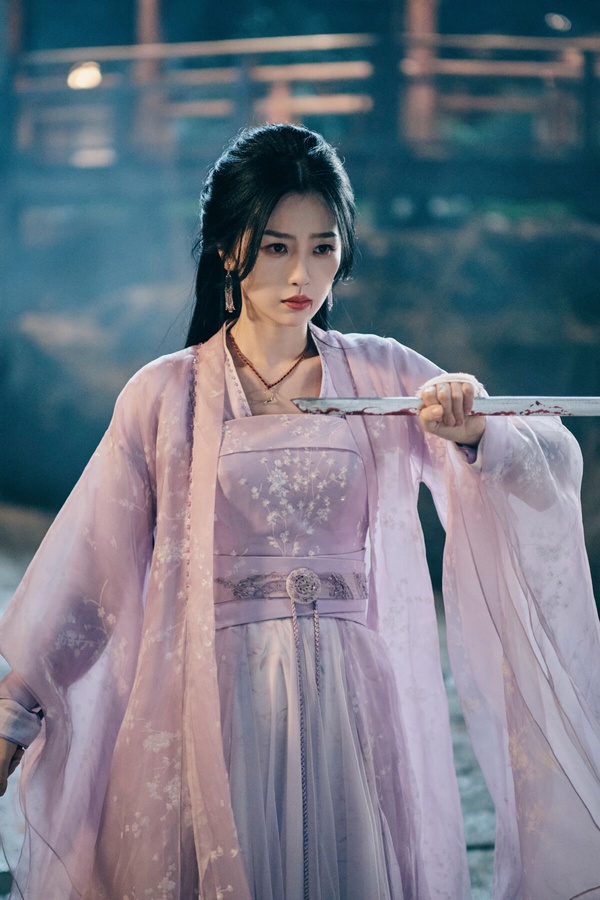 2023陸劇95花「角色抖音播放量」TOP10!趙露思7.4億,虞書欣8.6億,冠軍唯一破10億大關