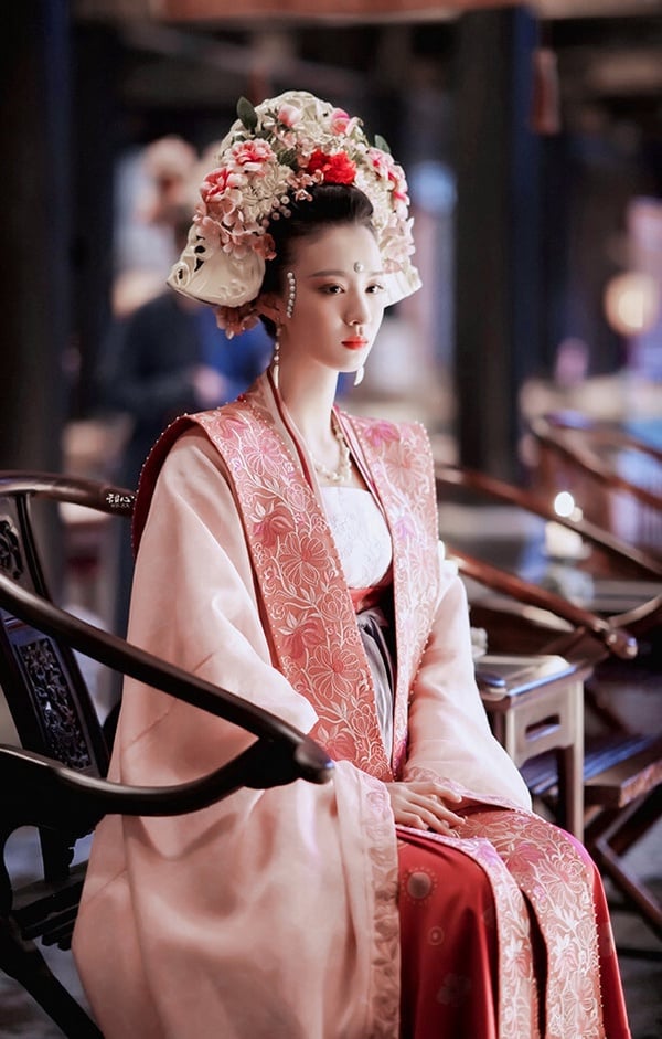 網評「最想擁有她的臉」陸劇95花TOP10！趙露思沒前十，王楚然第三，冠軍那張臉真無敵