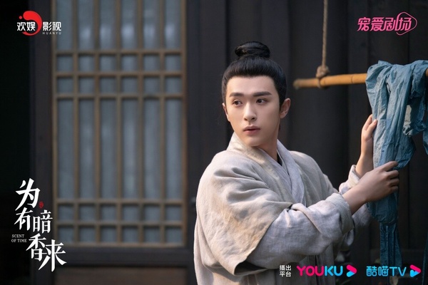 白鹿&許凱同門古裝神顏!《寧安如夢》王星越驚艷,趙弈欽演網劇爆紅,這童星撞臉許凱