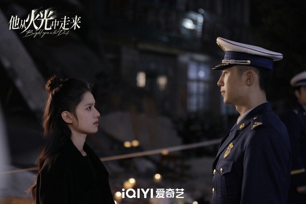2023甜寵陸劇「集均網播量」Top10！《以愛為營》第十，趙露思《偷偷藏不住》竟沒冠軍
